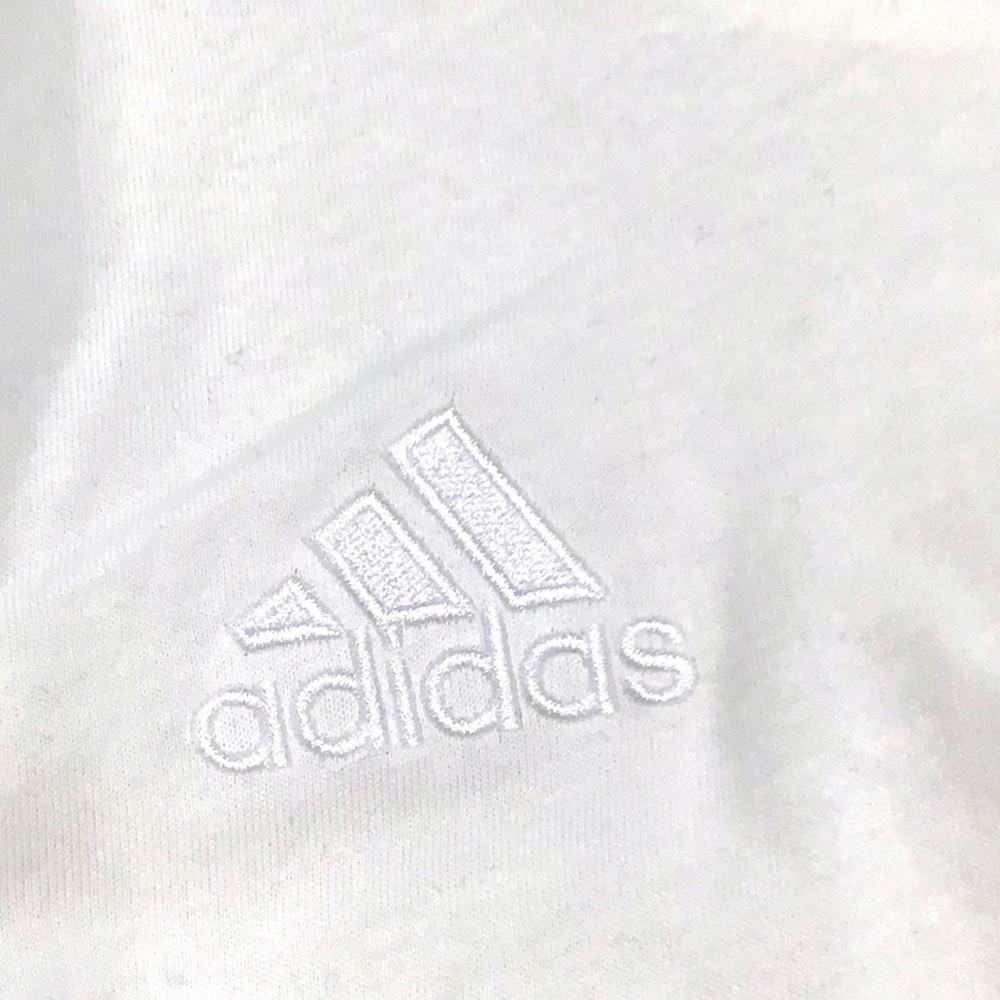 Adidas T-shirt size Large Tiger themed! 😻Juventus - Picture 4 of 7